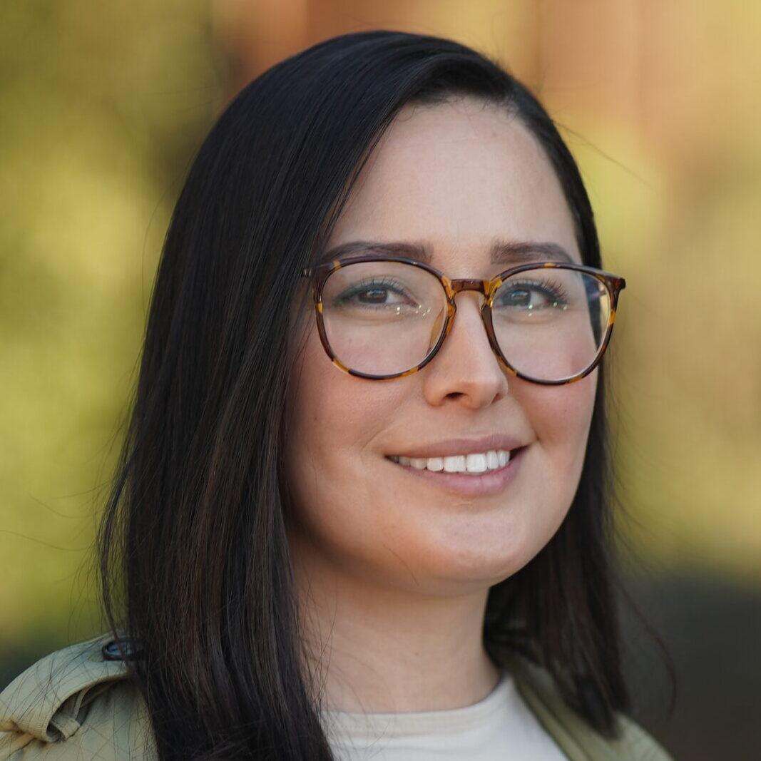 Ilse Gonzalez-Lloyd, LCSW staff thumbnail